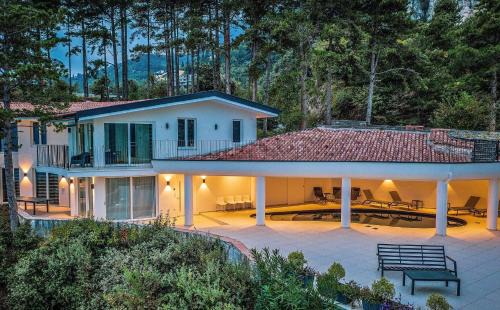 Villa Abetaia With Pool