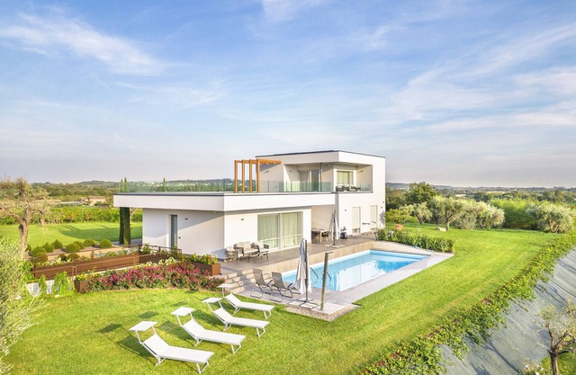 Villa 'Angelina' with Private Pool, Wi-Fi and Air Conditioning