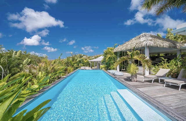 Villa Bahia Blue - Four Bedroom Villa, Sleeps 8