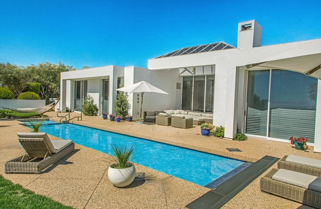 Villa Blanca - Design and Sleek Sophistication in Montecito