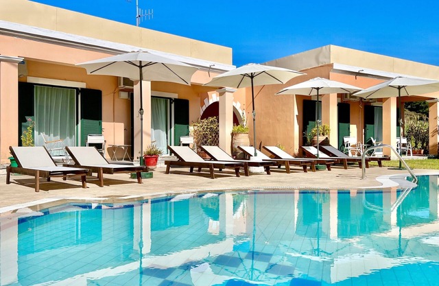 Villa Bougarini with private pool