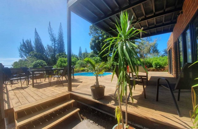 Villa Bounty with private pool and panoramic ocean view
