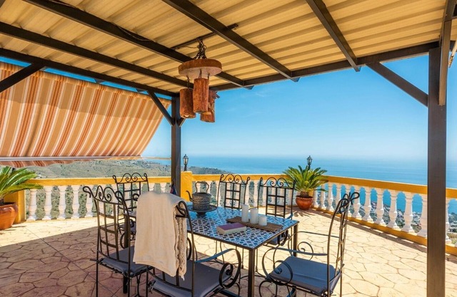 Villa Calena Almuñécar by Ruralidays