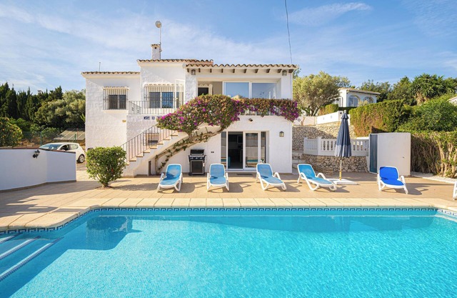 Villa 'Casa de Mi Padre' with Sea View, Pool, Wi-Fi & Garden