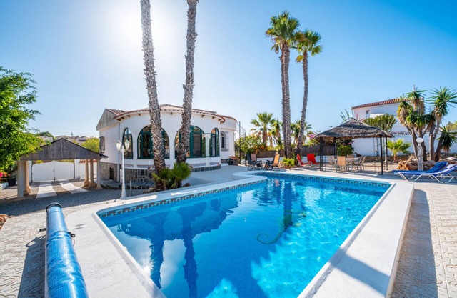 Villa 'Casa Nero' with Private Pool, Wi-Fi and Air Conditioning