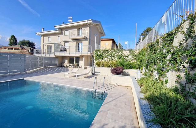Villa Claudia with pool, near the beach and the famous villages of Como Lake