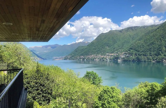 Villa Como-breathtaking vistas of the lake and mountains!