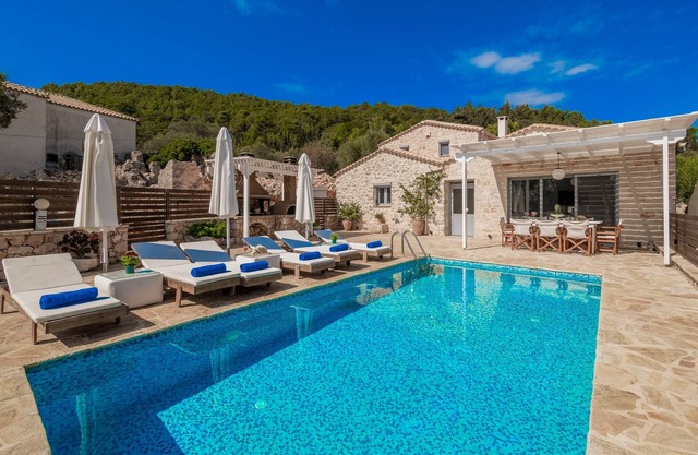 Villa Daniela, 3- bedroom villa with private pool