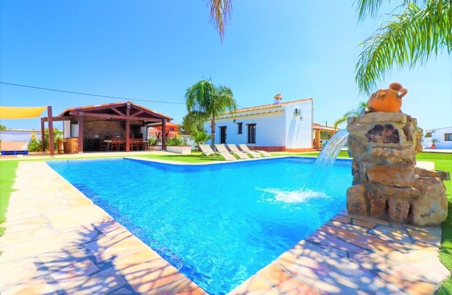 Villa Alazan is a beautiful finca with private pool for 14 people.