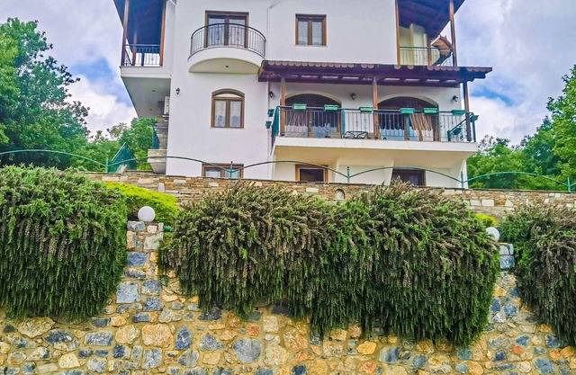 Villa Etheras - Near Edessa