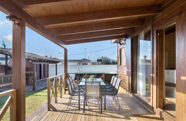 Villa 'Fatema' with Private Pool, Wi-Fi and Air Conditioning