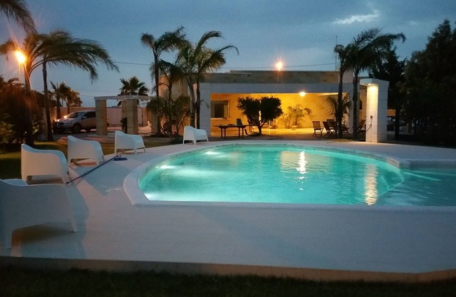 Villa FORI TLU CUCCU on the SEA OF PUGLIA - PRIVATE POOL