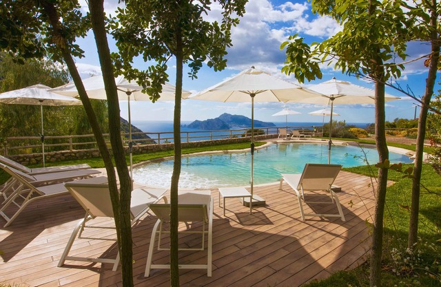 Villa Gioconda with Private Swimming Pool, Sea View, Ideal for Weddings