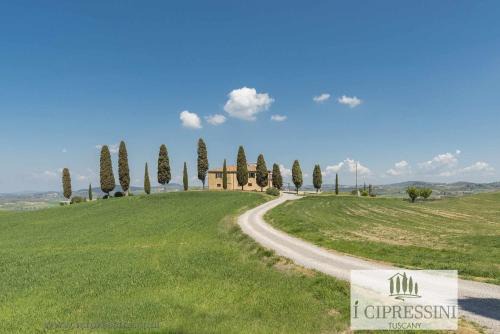 Villa I Cipressini piscina riscaldata spa Toscana