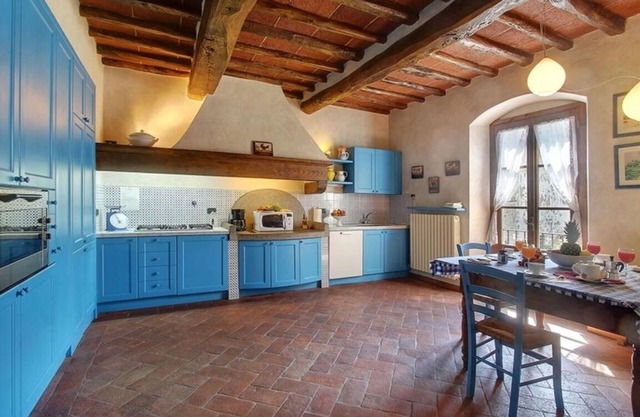 Villa in Greve In Chianti with 5 bedrooms sleeps 9