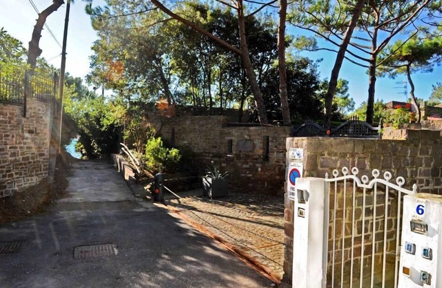 Villa Edera, apartment 20 meters from the sea.