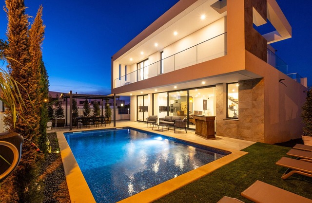 Villa Kambole com piscina privada aquecida