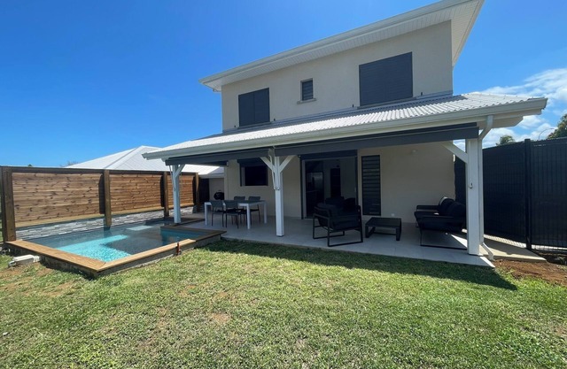 Villa KANISI 2 (3 bedrooms/6 pers) in the center of the island, rated 4 stars