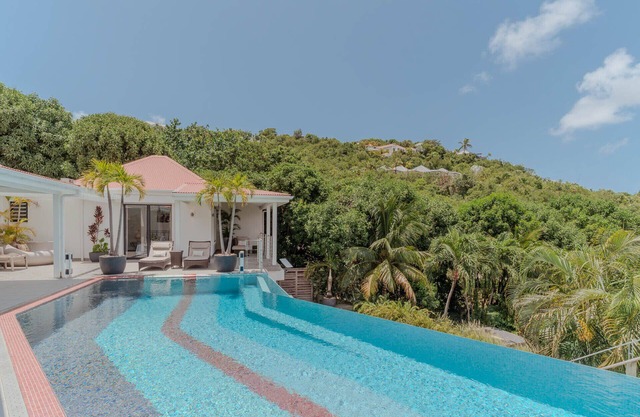 Villa La Maison Rouge (3 bedrooms)