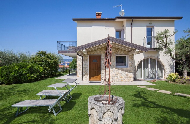 Villa Lisi With Pool