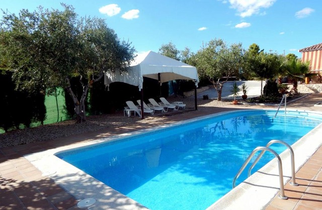 Villa María - Pista de Padel y Piscina