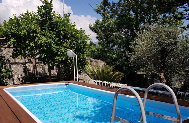 Villa Mirea, great view, Private pool, easy access, 1km.from Ravello, parking