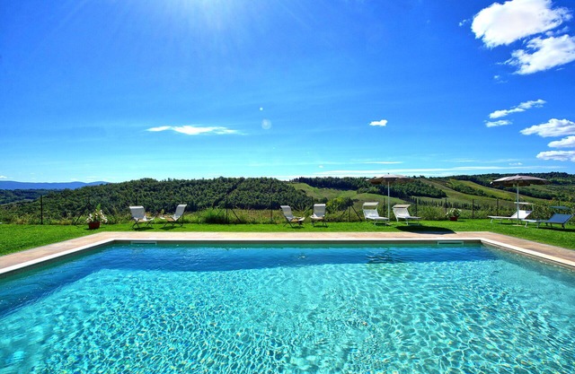 Villa, Montauto - Vacation Villa with pool close to San Gimignano