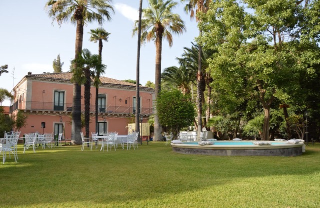Villa Nobiliare Parco e Vigneto, a 15 Min. Catania, 20 Min. Etna,30 Min.taormina
