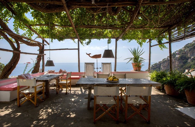 Villa Olimpia Positano, sea view and pool close to the center of town