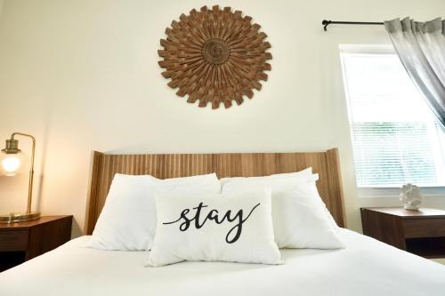 Villa Olivō -2BR Modern Luxury-River & Ocean Access