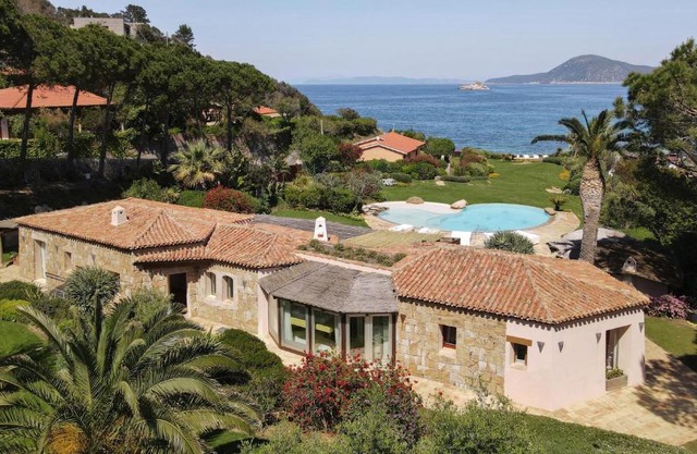 VILLA PADULELLA 8&2, Emma Villas