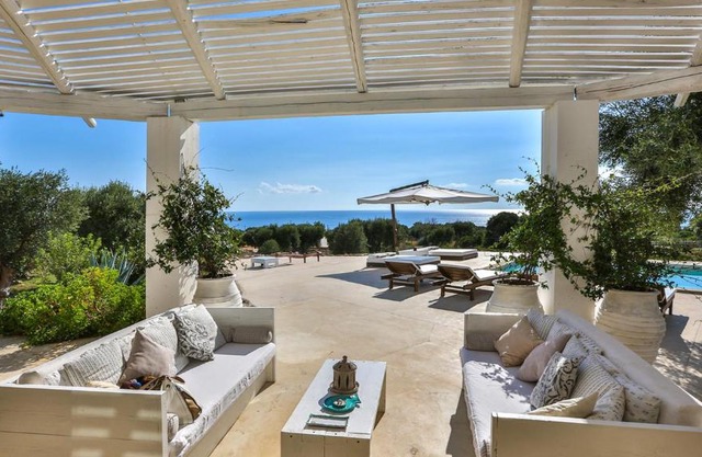 VILLA PAJARE FRANCESI 8&2, Emma Villas