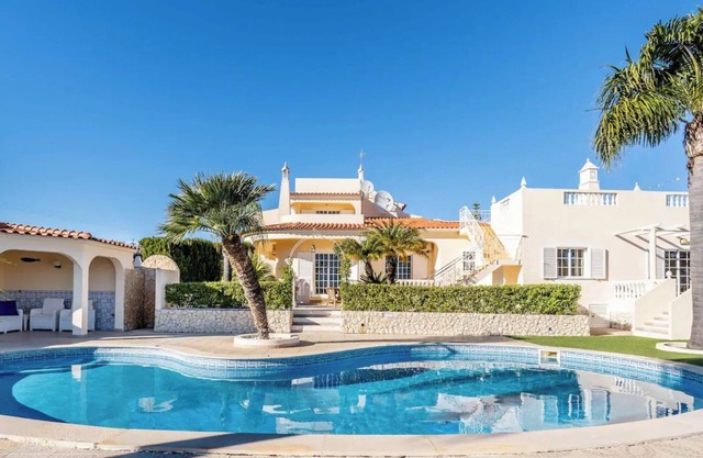 Villa 'Paraíso' with Private Pool, Wi-Fi and Air Conditioning