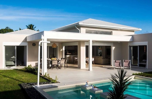 Villa Paradis with private pool