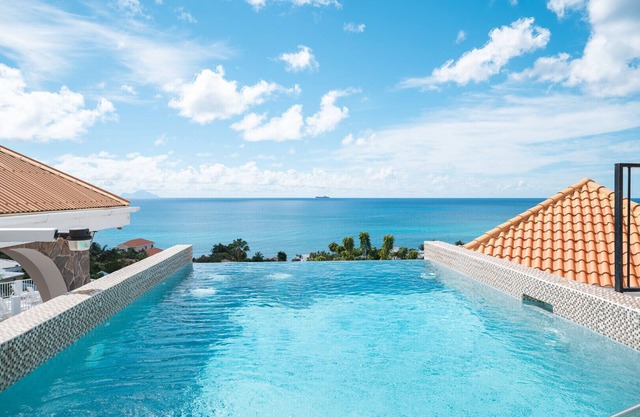 Villa Seaclusion accommodates 20 guests 10 beds 6 villas Ocean view pool