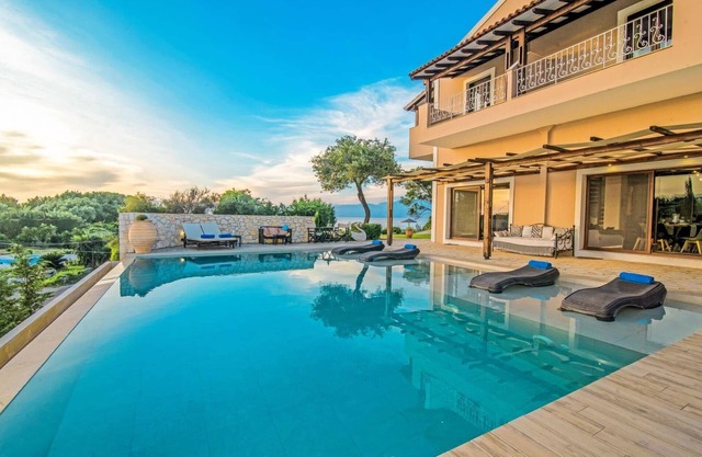 Villa Seawave by Villa Plus