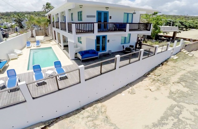 Villa Shacks- Unit 3
