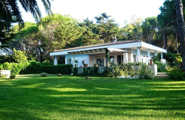 Villa surrounded by greenery with spectacular views of the Gulf of Portoferraio