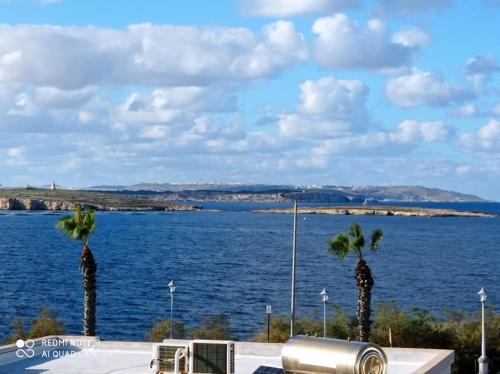 'Villa Sylvia', 2 bedrooms with a Spectacular Seaview