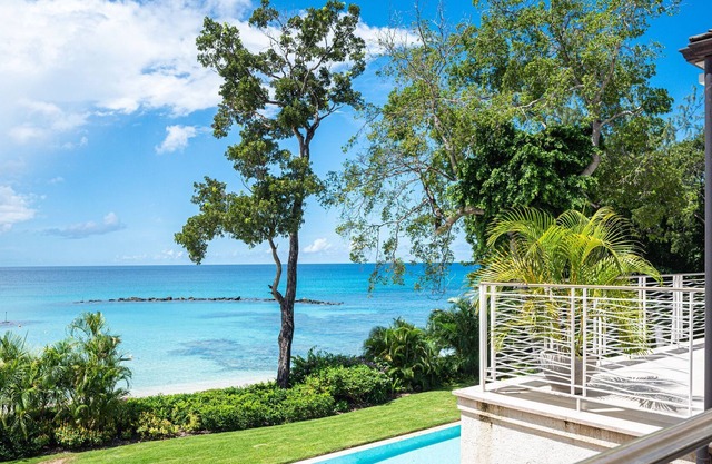 Villa Tamarindo is a Luxury 4 Bedroom Property in Holetown, St James