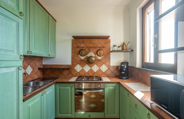 Villa with pool and gym just steps from the beach!