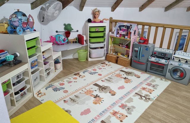 Villa with pool and jacuzzi near Leroux beach, ideal for families