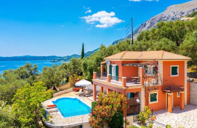 Villa Youla - Three Bedroom Villa, Sleeps 6