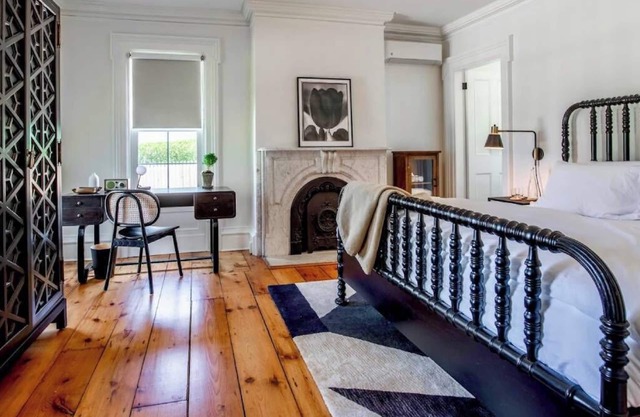 Vine + Sand-Southold, NY'S Newest B&B-Room 1-King Bed and Ensuite Bathroom With Soaking Tub