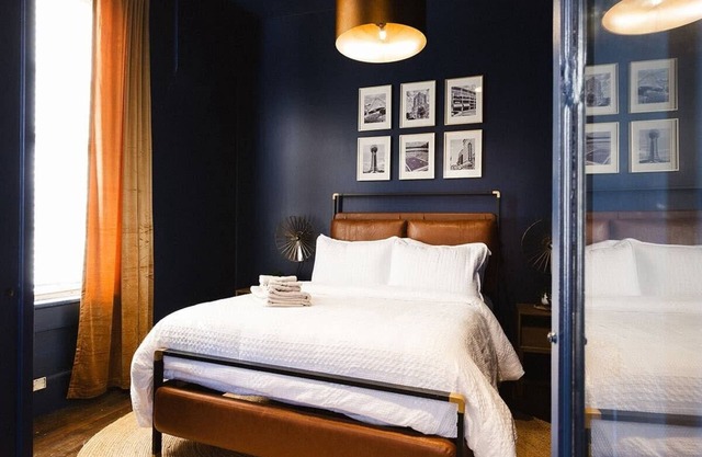 Vintage Charm in Old City Knox: Your Perfect Retreat