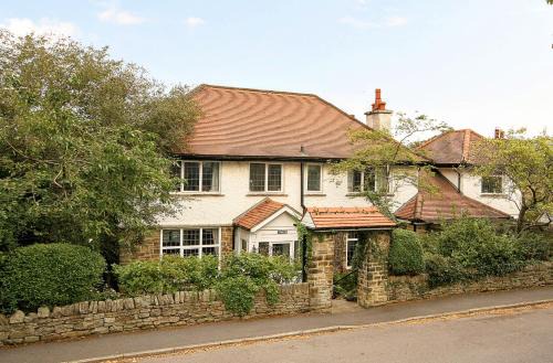 Vintage vibe with modern conveniences - Sheffield & Peak District!