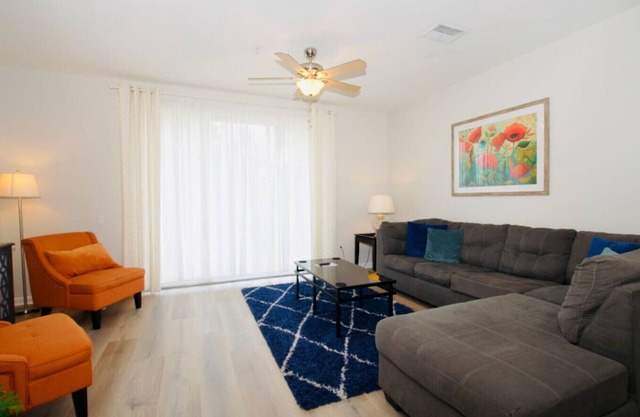 Vista Cay at Epic Universe : Luxury 3 bedroom Townhouse