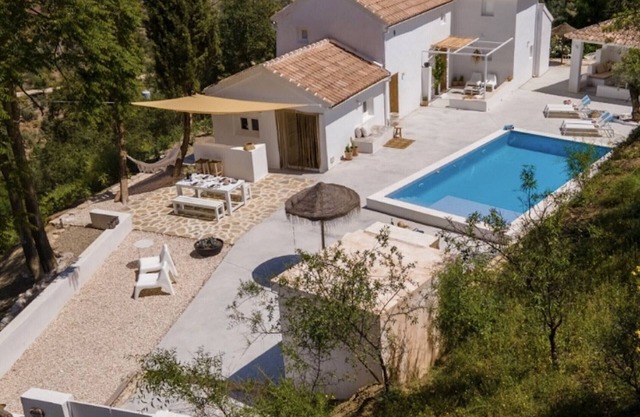 Vista Las Colinas - panoramic views with private pool