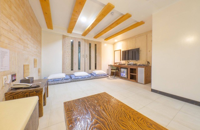 Voice The Zara Drive-in