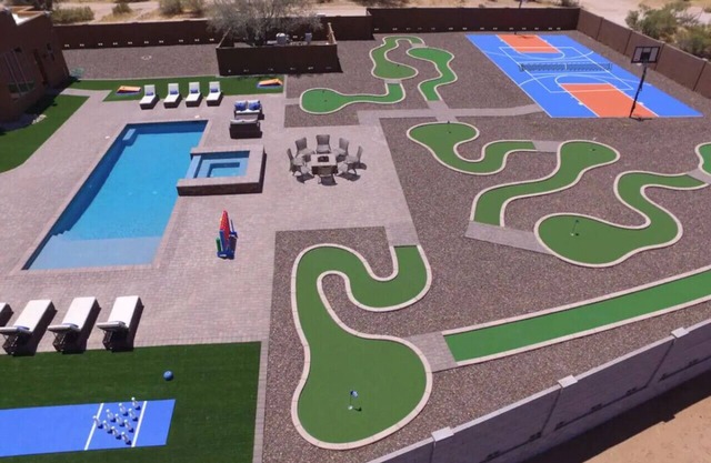 Voted # 1 House-Pool, Pickleball, Golf, Basketball